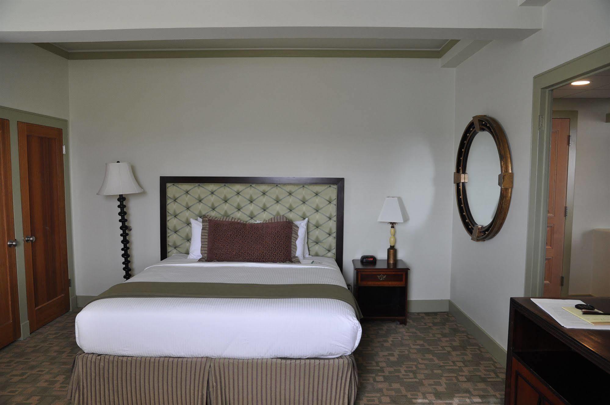 The Murray Hotel